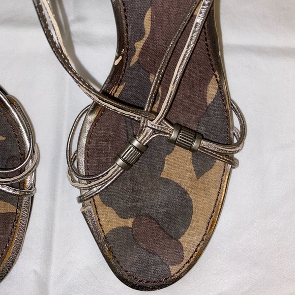 Nine West High Heels with Army Pattern - Picture 2 of 8